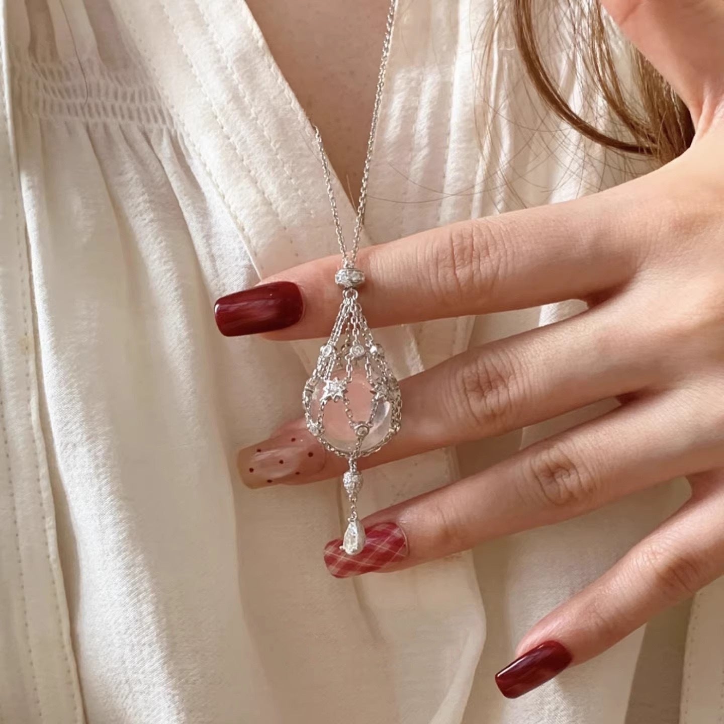 Perlione Lavalier in Süßwasserperle 14,0–15,0 mm